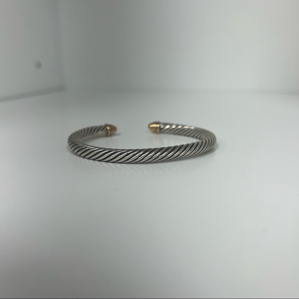 David Yurman Cable Classics Bracelet w/ 18K Yellow Gold Domes and Pavé Diamonds - Picture 3 of 12